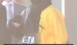 王嘉尔再度爆料了吗视频,再度揭秘娱乐圈幕后真相